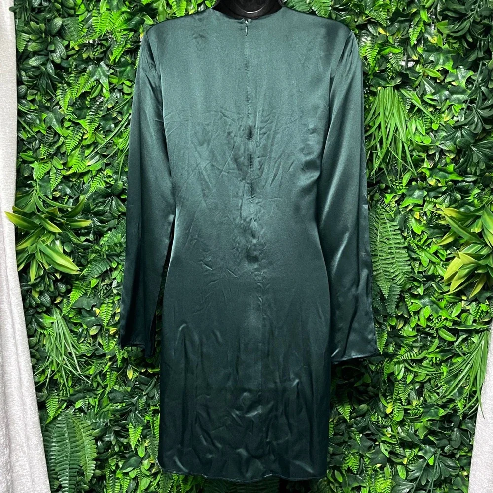 Banana Republic Dress Small Green 100% Silk Abril Satin Mini Long Sleeve 3846 - Picture 6 of 7
